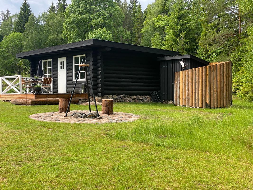 Stuga med 2 sängplatser i  Örebro