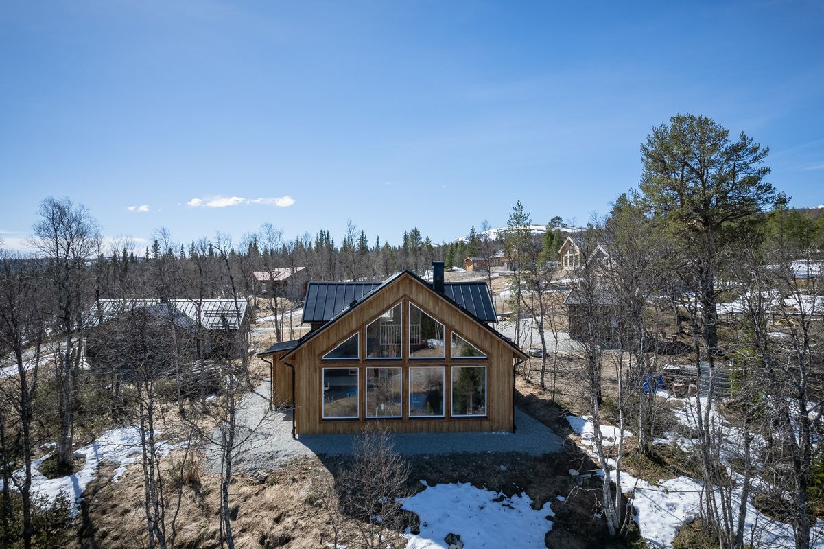 Stuga med 8-10 sängplatser i  Bruksvallarna, Jämtland