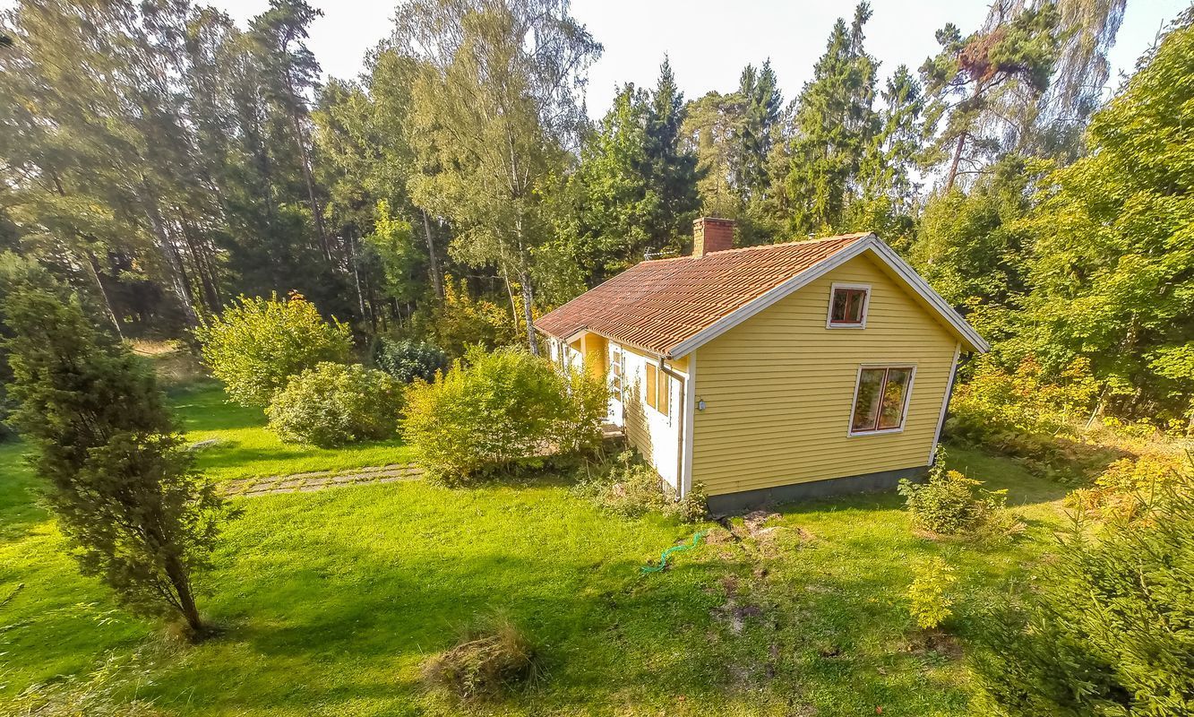 Stuga med 6-7 sängplatser i  Gotland