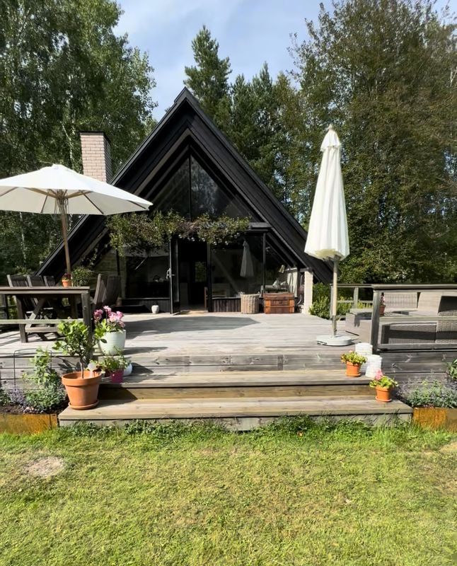 Stuga med 6-8 sängplatser i  Vindö, Stockholm