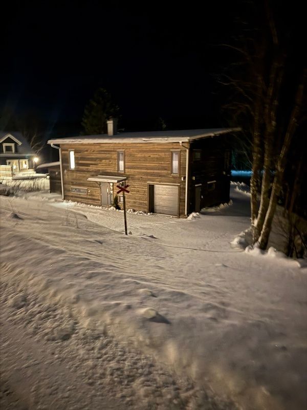 Stuga med 10-13 sängplatser i  Jämtland