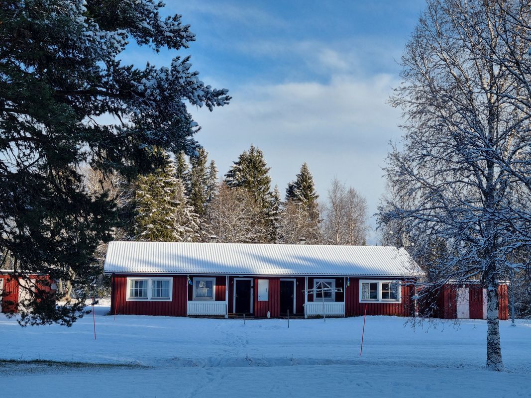 Stuga med 4-5 sängplatser i  Föllinge, Jämtland