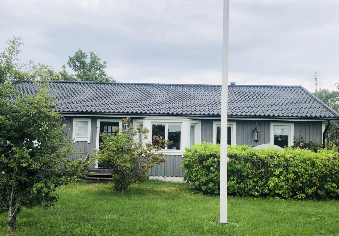 Stuga med 6-8 sängplatser i  Byxelkrok, Kalmar