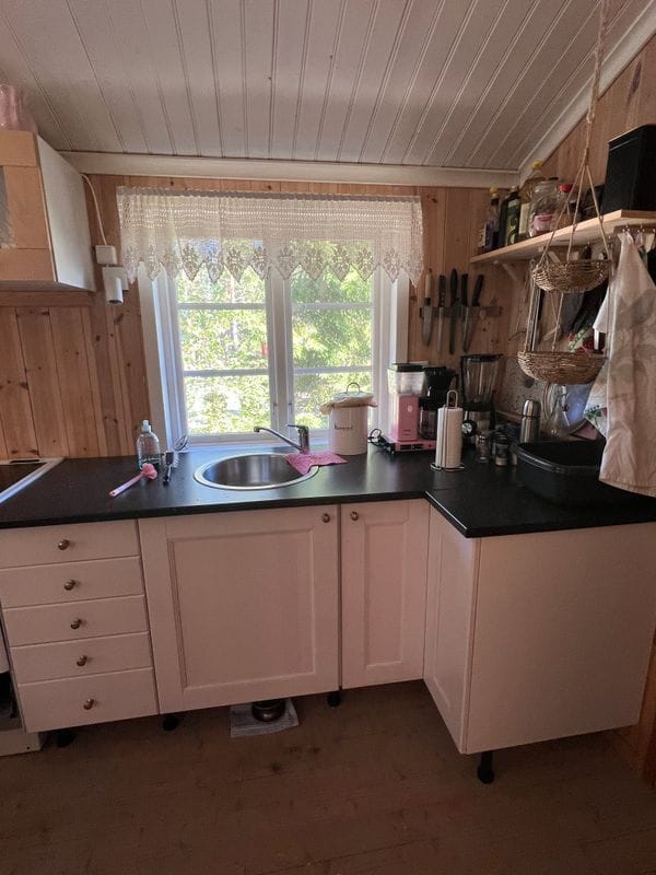 Stuga med 2-4 sängplatser i  Enånger, Gävleborg