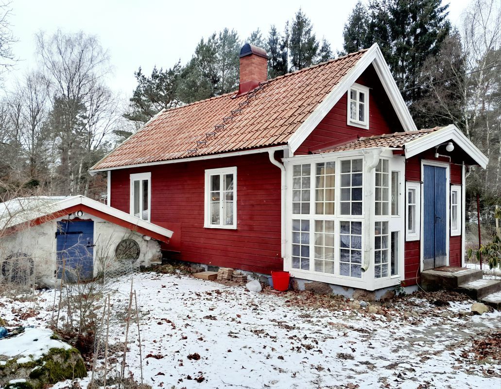 Stuga med 8-10 sängplatser i  Nättraby, Blekinge