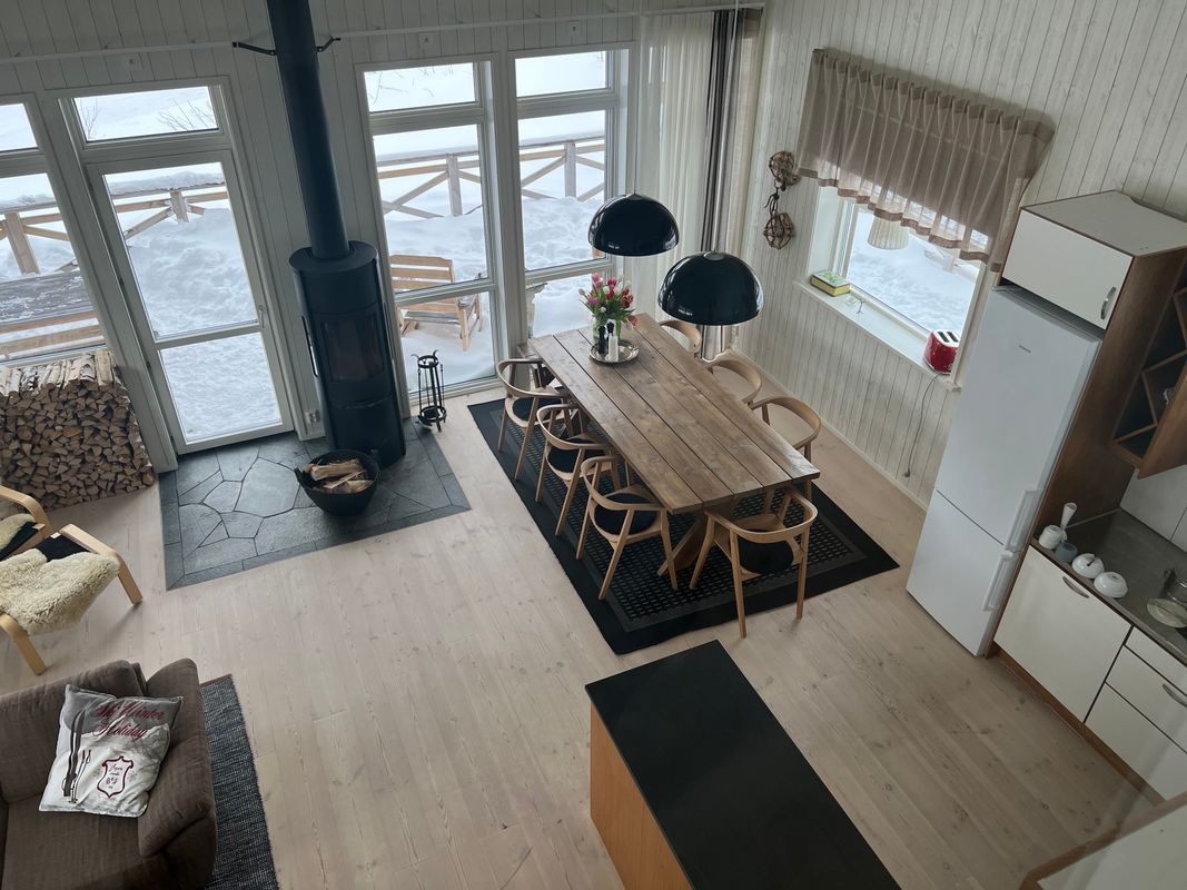 Stuga med 8-10 sängplatser i  Jämtland