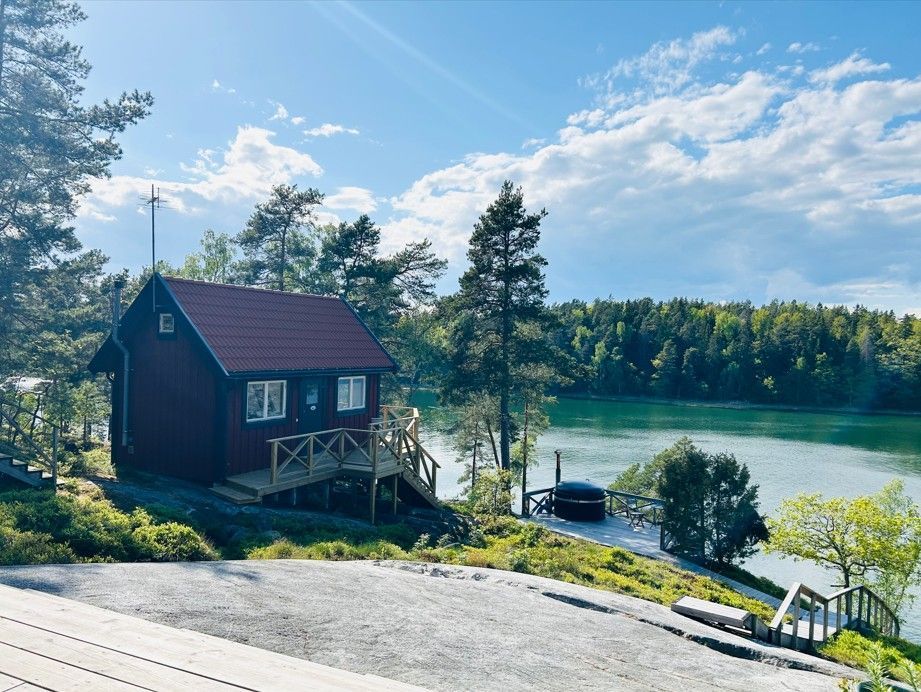 Stuga med 2-4 sängplatser i  Norrtälje, Stockholm