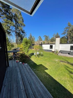 Hus med närhet till bad i havet och fina skogar.