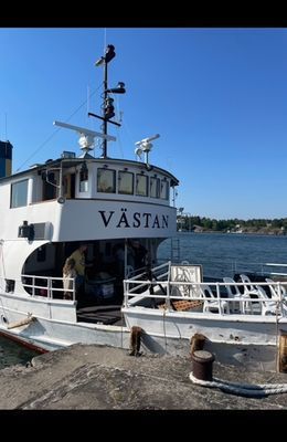 Hyr denna stuga i  på 27 m². 2 sängplatser. Från 6 800 kr per vecka. Se bilder och tillgänglighet här.