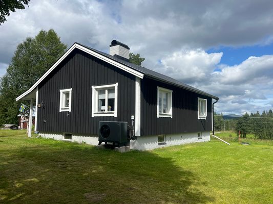 Hus med 8-10 sovplatser i Storsjö Kapell