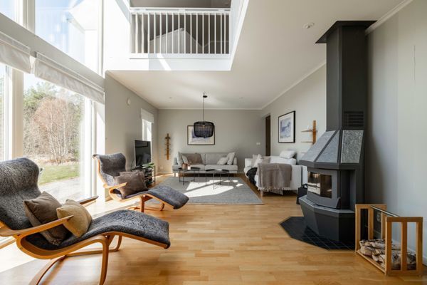 Modern villa med 10-12 bäddar i Tofta Gnisvärd