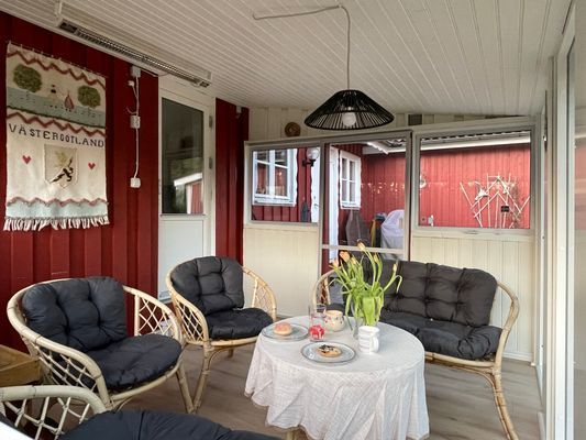 Idylliskt fritidshus med fantastisk utsikt - Bild 18