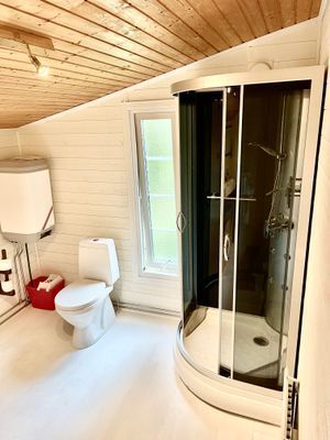 Semesterhus CA. 80 meter från sjön på en halvö - Bild 19