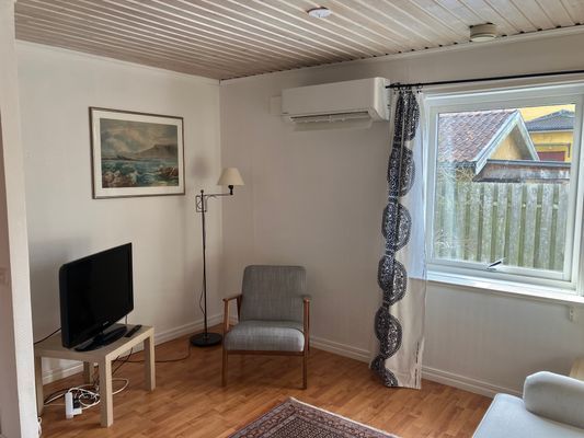 Hus vid Alvarets kant- fågelskådare - Bild 6