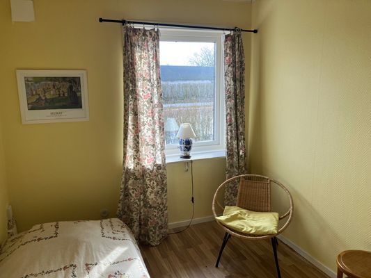 Hus vid Alvarets kant- fågelskådare - Bild 16