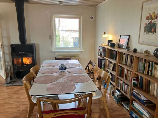 Bild 3 på Hus vid Alvarets kant- fågelskådare