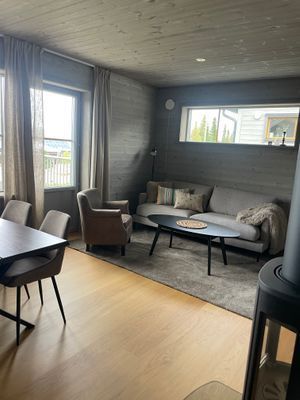 Hyr denna stuga i Funäsdalen på 50 m². 4 sängplatser. Pris ej tillgängligt. Se bilder och tillgänglighet här.