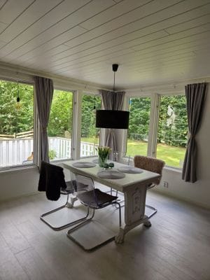 Mysig stuga nära Västersjön - Bild 8