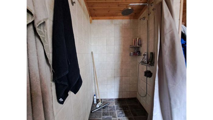 Unik stuga med sjö och fjällutsikt där båt ingår - Bild 18