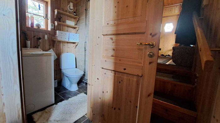 Unik stuga med sjö och fjällutsikt där båt ingår - Bild 20