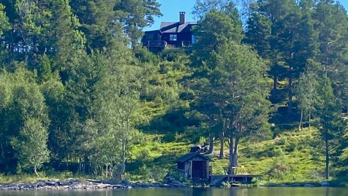 Unik stuga med sjö och fjällutsikt där båt ingår - Bild 28