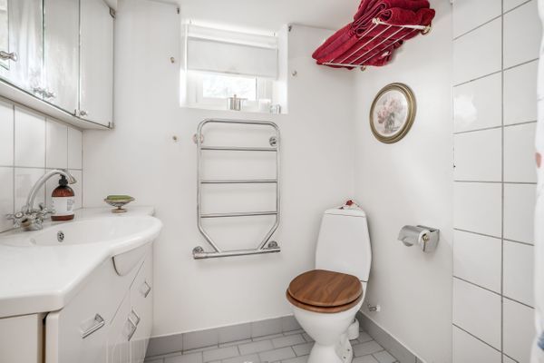 hus med egen strand och brygga | SE13001 - Bild 8