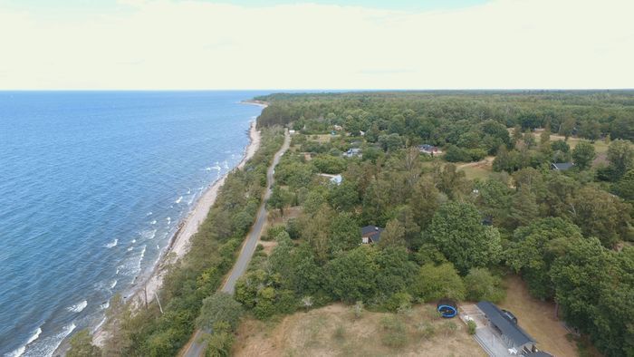 Hyr denna stuga i  på 65 m². 6 sängplatser. Från 10 492 kr per vecka. Se bilder och tillgänglighet här.