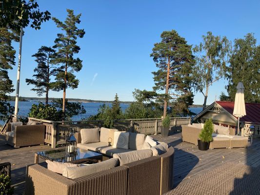 Lillsved Värmdö. Grosshandlarvilla på stor sjötomt