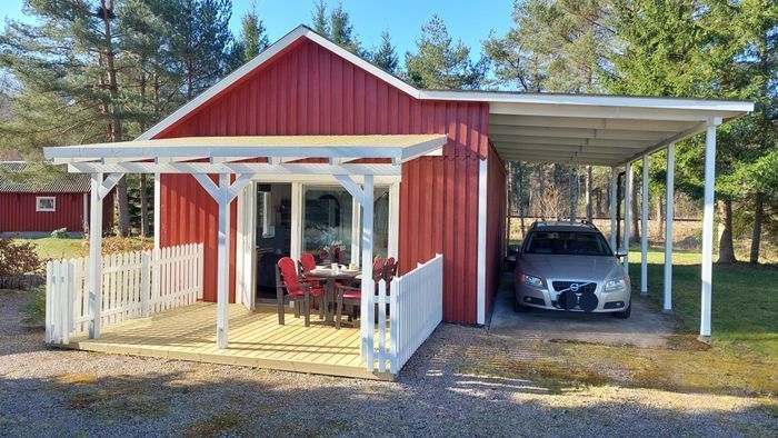 Hyr denna stuga i Markaryd på 40 m². 2-3 sängplatser. Från 6 500 kr per vecka. Se bilder och tillgänglighet här.