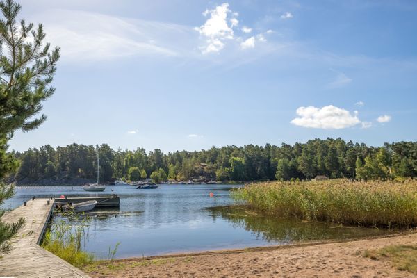 hus med egen strand och brygga | SE13001 - Bild 24