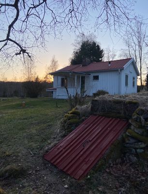 Drömstuga med sjöutsikt och egen badplats - Bild 23