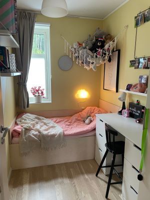 Charmig lägenhet med balkong - Bild 13