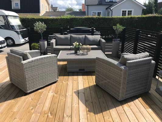 Hyr denna stuga i  på 190 m². 6 sängplatser. 12 000 - 18 000 kr per vecka. Se bilder och tillgänglighet här.