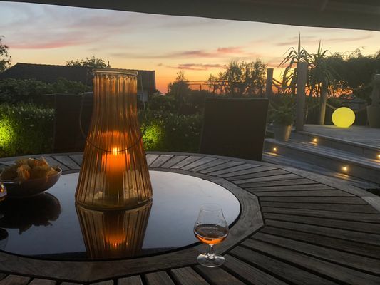 Stort strandnära sommarhus med härlig trädgård - Bild 35