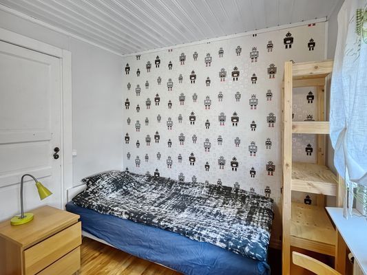 Mysig Stuga omgiven av natur - Bild 16
