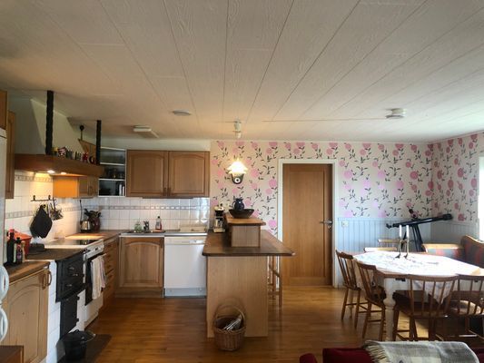 Bekvämt hus med fantastisk sjöutsikt - Bild 10