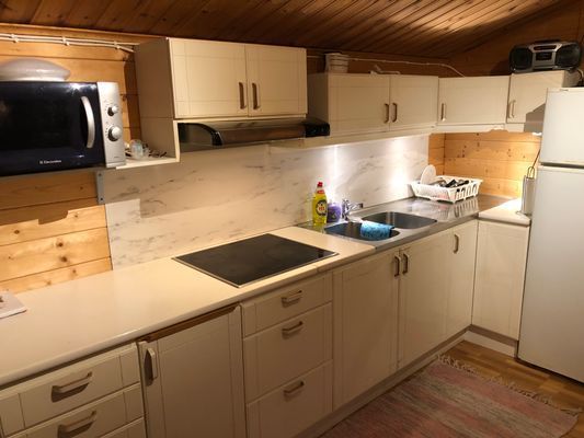 Hyr denna stuga i Gävle på 30 m². 3-4 sängplatser. Från 3 500 kr per vecka. Se bilder och tillgänglighet här.