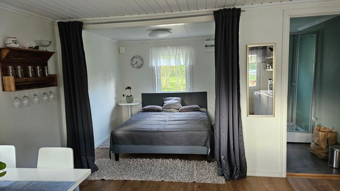 Bild 4 på Mysig  attefallstuga på hästgård