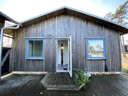 Villa med pool och havsutsikt. Gotland N Fårösund - Bild 13