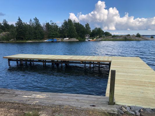 Rymligt sommarhus, fri havsutsikt och egen brygga - Bild 17