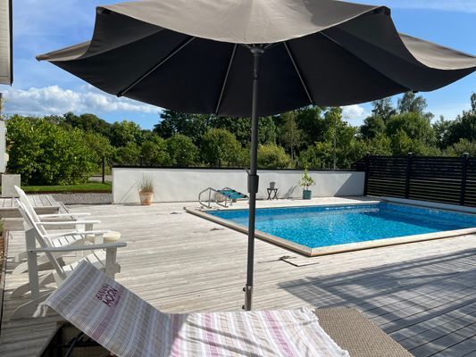 Modernt hus i Torslunda med pool - Bild 30