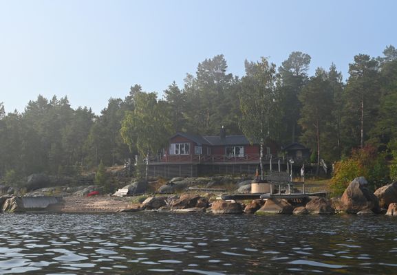 Havstomt med egen brygga