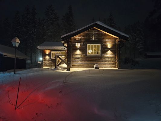 Hyr denna stuga i Sälen på 41 m². 4-6 sängplatser. 8 000 - 13 000 kr per vecka. Se bilder och tillgänglighet här.