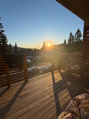 Liten nyrenoverad lägenhet Åre Björnen ski-in/out