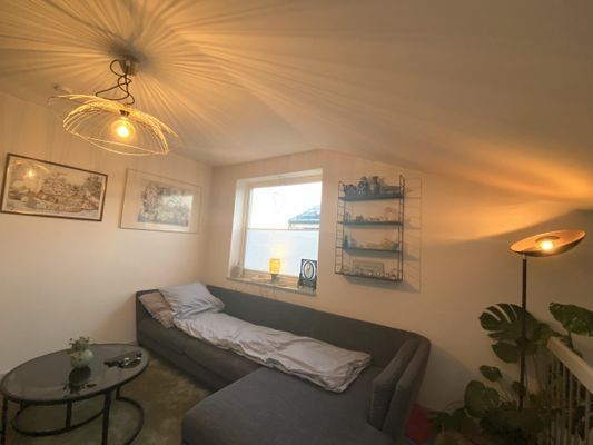 Nybyggd Radhus i markplan med balkong - Bild 10