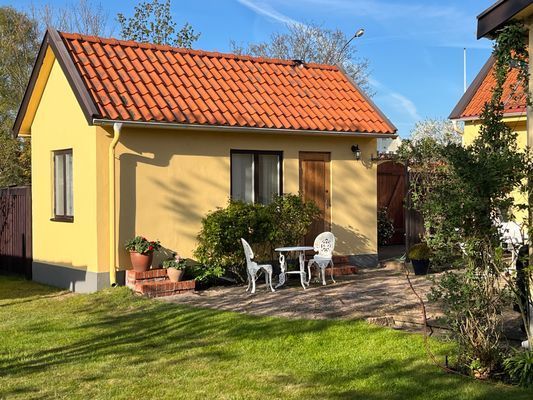 Gårdshus i centrala Falsterbo inkl badhytt