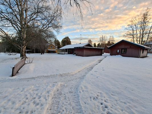 Rymlig villa i den idylliska fiskebyn Norrfors - Bild 24