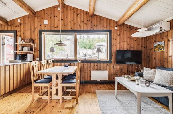 Mysig fjällstuga med bastu- och grillkåta - Bild 10