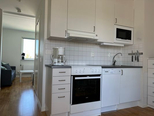 Central lägenhet i Visby med tillgång till pool