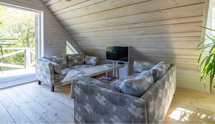 Våning i VILLA med  HAVSUTSIKT, SPABAD o AC - Bild 8